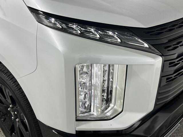 デリカD:5 シャモニー 社外11型ナビ マルチアラウンドビューM セーフティA 両側電動 PBD アイドリングS LEDヘッド/フォグランプ 半革シート D席パワーシート 前シートヒーター パドルシフト ステアリングH(70枚目)