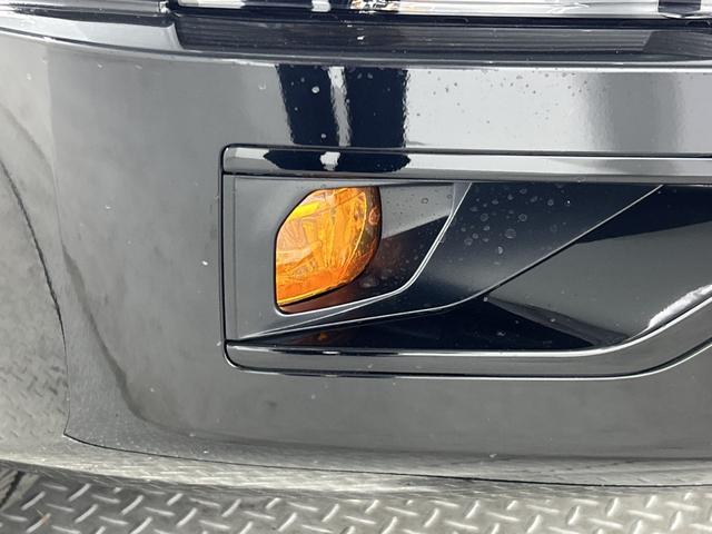 デリカD:5 シャモニー 社外11型ナビ マルチアラウンドビューM セーフティA 両側電動 PBD アイドリングS LEDヘッド/フォグランプ 半革シート D席パワーシート 前シートヒーター パドルシフト ステアリングH(72枚目)