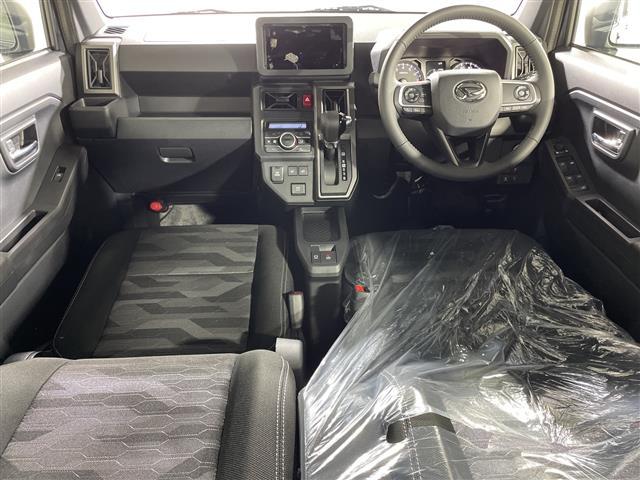 タフト G ダーククロムベンチャー 届出済未使用車 ガラスルーフ シートヒーター 電動サイドブレーキ オートブレーキホールド アイドリングストップ機能 コーナーセンサー 革巻きステアリング ステアリングスイッチ LEDライト フォグ(2枚目)