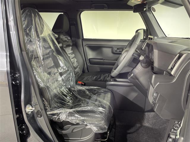 タフト G ダーククロムベンチャー 届出済未使用車 ガラスルーフ シートヒーター 電動サイドブレーキ オートブレーキホールド アイドリングストップ機能 コーナーセンサー 革巻きステアリング ステアリングスイッチ LEDライト フォグ(22枚目)