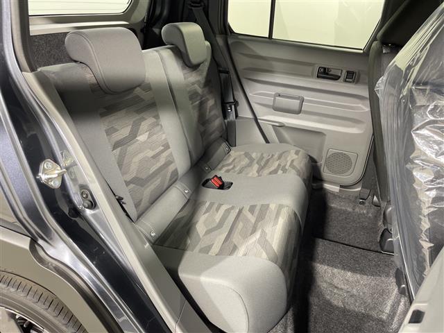 タフト G ダーククロムベンチャー 届出済未使用車 ガラスルーフ シートヒーター 2.1AUSB 電動サイドブレーキ オートブレーキホールド アイドリングストップ機能 コーナーセンサー 革巻きステアリング ステアリングスイッチ LED(7枚目)