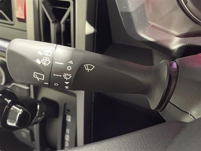 タフト G ダーククロムベンチャー 届出済未使用車 ガラスルーフ スマートアシスト コーナーセンサー シートヒーター オートホールド 純正15AW 電動サイドブレーキ ステアリングスイッチ スマートキー オートライト LED フォグ(27枚目)