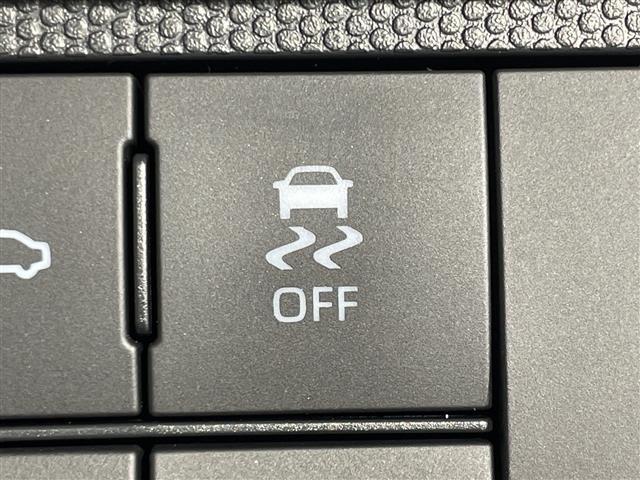 タフト G ダーククロムベンチャー 届出済み未使用車 スマートアシスト ACC エコアイドル ガラスルーフ ルーフレール LED 前席シートヒーター 前後ソナー 革巻ステアリング プッシュS Sキー 電動パーキングB 純正15AW(22枚目)