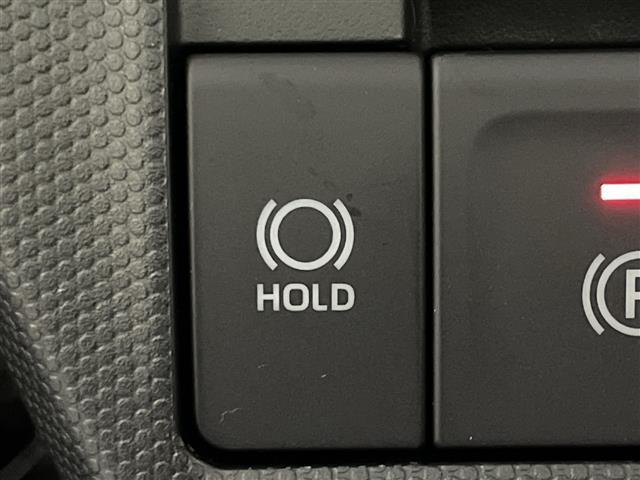 タフト G ダーククロムベンチャー 届出済未使用車 スマアシ ガラスルーフ ルーフレール アイドリングS LEDヘッド/フォグランプ 純正15インチAW 革巻ステアリング 前シートヒーター 電動PB/オートBH スマートキー プッシュS(7枚目)