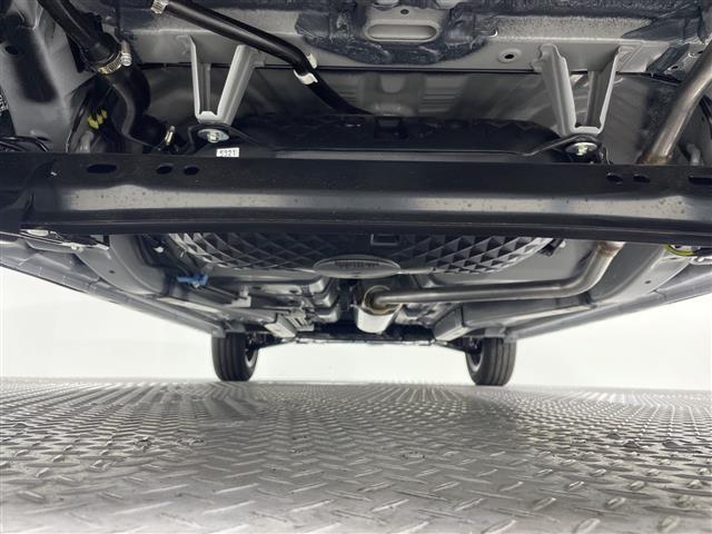 タフト G ダーククロムベンチャー 届出済未使用車 登録時走行8km ガラスルーフ シートヒーター前席 アイドリングストップ スマートアシスト オートハイビーム アダプティブドライビングビーム 電動パーキングブレーキ オートブレーキ(42枚目)