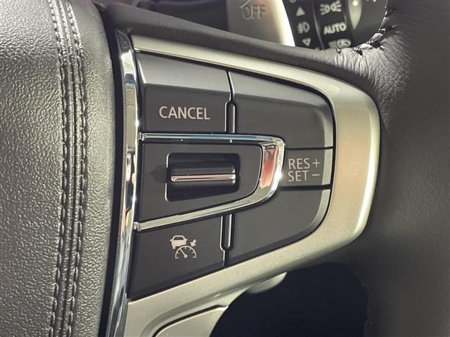 デリカD:5 シャモニー 登録済未使用車 4WD 9型ナビ フリップダウンモニター ステアリングヒーター 両側電動スライドドア シートヒーター パワーシート 電動リアゲート マルチビューカメラ 自動防眩ミラー スペアキー TV(7枚目)