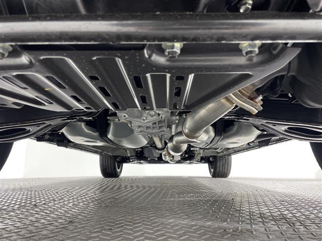 デリカD:5 シャモニー 登録済未使用車 4WD 9型ナビ フリップダウンモニター ステアリングヒーター 両側電動スライドドア シートヒーター パワーシート 電動リアゲート マルチビューカメラ 自動防眩ミラー スペアキー TV(43枚目)