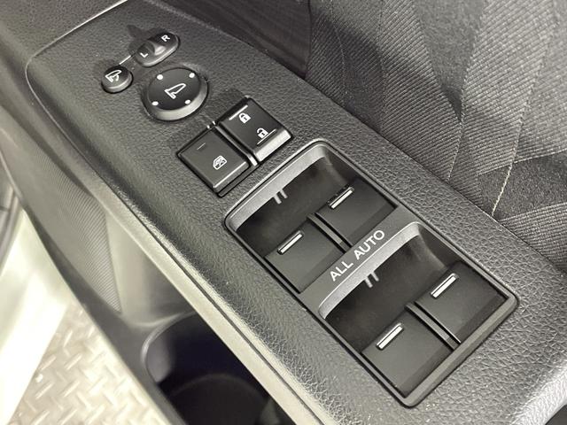 オデッセイ アブソルート・EXホンダセンシング ホンダセンシング 純正9型ナビ 全方位モニター 純正フリップダウンモニター ビルトインETC2.0 前後ドライブレコーダー パワーシート シートヒーター パドルシフト BSM LED スペアキー(39枚目)