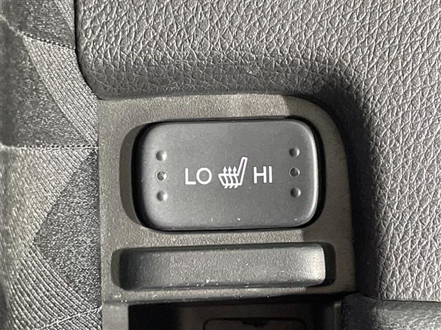 オデッセイ アブソルート・EXホンダセンシング ホンダセンシング 純正8型ナビ 全方位カメラ パーキングアシスト 両側電動スライドドア シートヒーター パワーシート オットマン ビルトインETC2.0 前後ドライブレコーダー パドルシフト LED(6枚目)