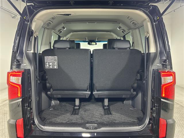 デリカD:5 ブラックエディション 11型ナビ マルチアラウンドビューモニター オートステップ 両側電動スライドドア レザーシート パワーシート シートヒーター パワーバックドア パドルシフト ステアリングヒーター LED マット(19枚目)