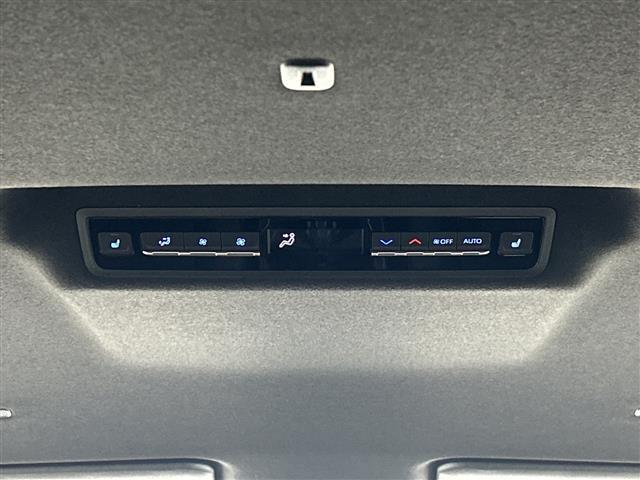 ヴォクシー ハイブリッドS-Z 登録済未使用 純正ディスプレイオーディオ 快適利便パッケージ パノラミックビューモニター パーキングアシスト デジタルインナーミラー AC100V フロントデアイサー BSM CD・DVD LED(35枚目)