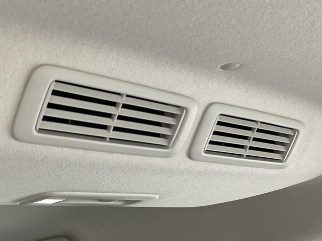 デリカミニ Ｔ　プレミアム　純正９型ＤＡ　アラウンドビューモニター　２トーンカラー　ｅ－Ａｓｓｉｓｔ　ＭＩ－ＰＩＬＯＴ　デジタルインナーミラー　両側電動　ＬＥＤヘッドランプ　前シートヒーター　半革シート　ステアリングヒーター（22枚目）