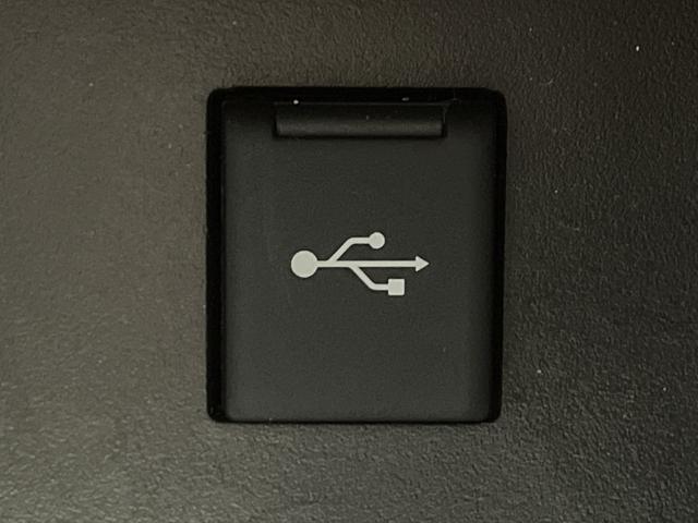 アルファード ２．５Ｓ　Ｃパッケージ　純正９型ＤＡ　純正　ナビ　Ｂカメラ　両側電動　ツインムーンルーフ　セーフティセンス　ＡＨＢ　ＢＳＭ　ＰＢＤ　モデリスタエアロ／マフラー　Ｄミラー　前席シートヒーター／ベンチレーション　ＡＣ１００Ｖ（33枚目）