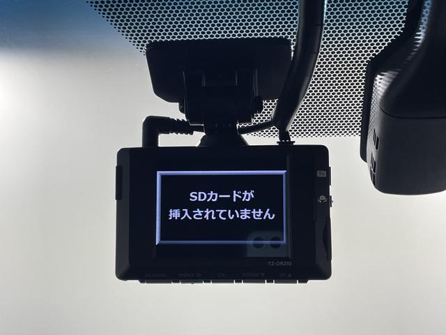 アルファード ２．５Ｓ　Ｃパッケージ　純正９型ＤＡ　純正１２型フリップダウンＭ　Ｂカメラ　両側電動　ツインムーンルーフ　ＴＳＳ　ＢＳＭ　デジタルミラー　ＰＢＤ　前席パワーシート／シートヒーター　前席ベンチレーション　ＬＥＤヘッド／フォグ（9枚目）