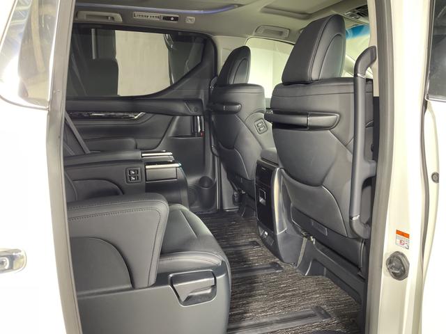 アルファード ２．５Ｓ　Ｃパッケージ　純正９型ＤＡ　純正１２型フリップダウンＭ　Ｂカメラ　両側電動　ツインムーンルーフ　ＴＳＳ　ＢＳＭ　デジタルミラー　ＰＢＤ　前席パワーシート／シートヒーター　前席ベンチレーション　ＬＥＤヘッド／フォグ（51枚目）