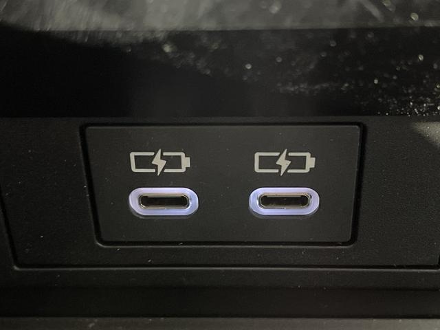 プリウス Ｚ　トヨタセーフティセンス　純正１２．３型ＤＡ　パノラミックビューモニター　デジタルインナーミラー　ＡＣ１００Ｖ　ＢＳＭ　置くだけ充電　メモリシート　シートヒーター　ベンチレーション　モデリスタエアロ（32枚目）