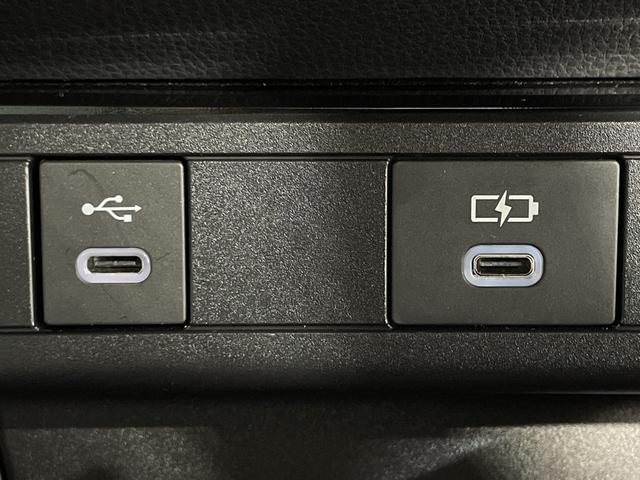 プリウス Ｚ　トヨタセーフティセンス　純正１２．３型ＤＡ　パノラミックビューモニター　デジタルインナーミラー　ＡＣ１００Ｖ　ＢＳＭ　置くだけ充電　メモリシート　シートヒーター　ベンチレーション　モデリスタエアロ（33枚目）