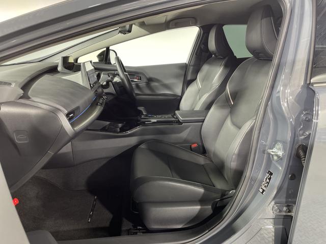 プリウス Ｚ　トヨタセーフティセンス　純正１２．３型ＤＡ　パノラミックビューモニター　デジタルインナーミラー　ＡＣ１００Ｖ　ＢＳＭ　置くだけ充電　メモリシート　シートヒーター　ベンチレーション　モデリスタエアロ（48枚目）