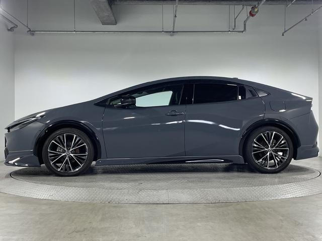 プリウス Ｚ　トヨタセーフティセンス　純正１２．３型ＤＡ　パノラミックビューモニター　デジタルインナーミラー　ＡＣ１００Ｖ　ＢＳＭ　置くだけ充電　メモリシート　シートヒーター　ベンチレーション　モデリスタエアロ（69枚目）