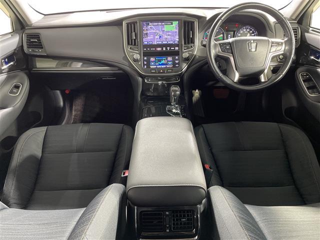 クラウンハイブリッド アスリートＳ　純正メーカーナビ　バックカメラ　クルコン　フルセグ　ＴＲＤフルスポイラー　ＲＡＹＳ２０インチＡＷ　前席シートヒーター／パワーシート　革巻きステアリング　ステアリングヒーター　純正ＥＴＣ　ＬＥＤランプ（2枚目）