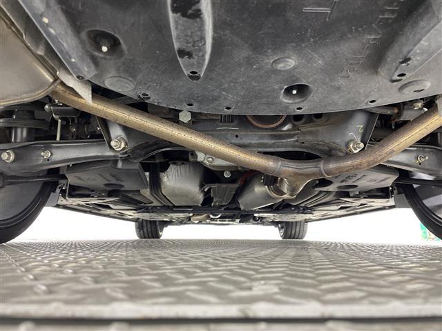 クラウンハイブリッド アスリートＳ　純正メーカーナビ　バックカメラ　クルコン　フルセグ　ＴＲＤフルスポイラー　ＲＡＹＳ２０インチＡＷ　前席シートヒーター／パワーシート　革巻きステアリング　ステアリングヒーター　純正ＥＴＣ　ＬＥＤランプ（43枚目）