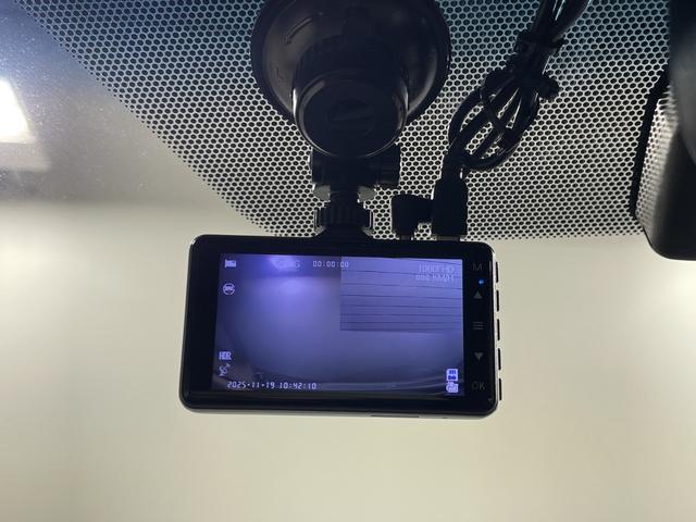 ヴェルファイア ２．５Ｖ　社外１０型ナビ　社外フリップダウンモニター　Ｂカメラ　両側電動　モデリスタエアロ　クルコン　ＰＢＤ　ＬＥＤヘッド／フォグランプ　コンビシート／ステアリング　前席パワーシート　運転席ポジションメモリー（8枚目）