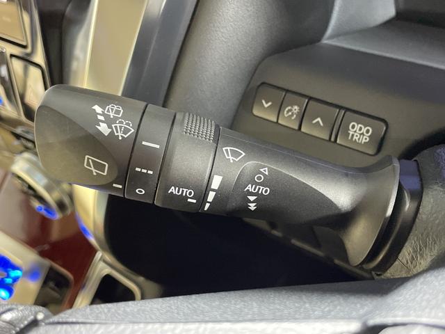 ヴェルファイア ２．５Ｖ　社外１０型ナビ　社外フリップダウンモニター　Ｂカメラ　両側電動　モデリスタエアロ　クルコン　ＰＢＤ　ＬＥＤヘッド／フォグランプ　コンビシート／ステアリング　前席パワーシート　運転席ポジションメモリー（13枚目）