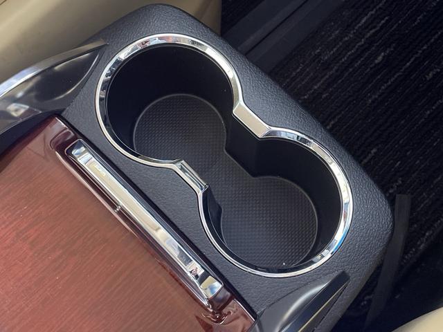 ヴェルファイア ２．５Ｖ　社外１０型ナビ　社外フリップダウンモニター　Ｂカメラ　両側電動　モデリスタエアロ　クルコン　ＰＢＤ　ＬＥＤヘッド／フォグランプ　コンビシート／ステアリング　前席パワーシート　運転席ポジションメモリー（40枚目）