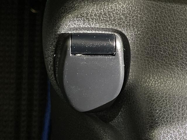 ノート ｅ－パワー　メダリスト　エマージェンシーブレーキ　純正７型ナビ　アラウンドビューモニター　インテリジェントルームミラー　ＥＴＣ　前後ドライブレコーダー　ハーフレザーシート　ソナー　レーダークルーズコントロール　革巻きハンドル（25枚目）