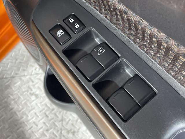 ノート ｅ－パワー　メダリスト　エマージェンシーブレーキ　純正７型ナビ　アラウンドビューモニター　インテリジェントルームミラー　ＥＴＣ　前後ドライブレコーダー　ハーフレザーシート　ソナー　レーダークルーズコントロール　革巻きハンドル（36枚目）