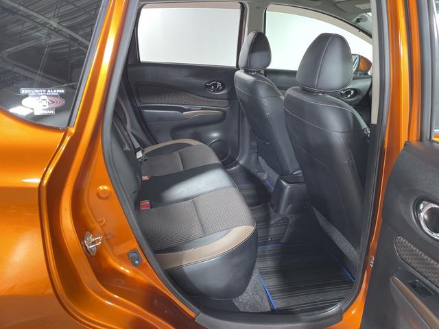 ノート ｅ－パワー　メダリスト　エマージェンシーブレーキ　純正７型ナビ　アラウンドビューモニター　インテリジェントルームミラー　ＥＴＣ　前後ドライブレコーダー　ハーフレザーシート　ソナー　レーダークルーズコントロール　革巻きハンドル（51枚目）