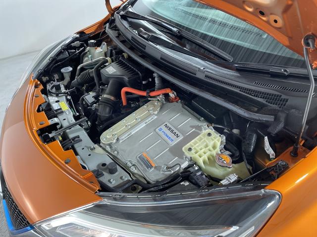 ノート ｅ－パワー　メダリスト　エマージェンシーブレーキ　純正７型ナビ　アラウンドビューモニター　インテリジェントルームミラー　ＥＴＣ　前後ドライブレコーダー　ハーフレザーシート　ソナー　レーダークルーズコントロール　革巻きハンドル（74枚目）