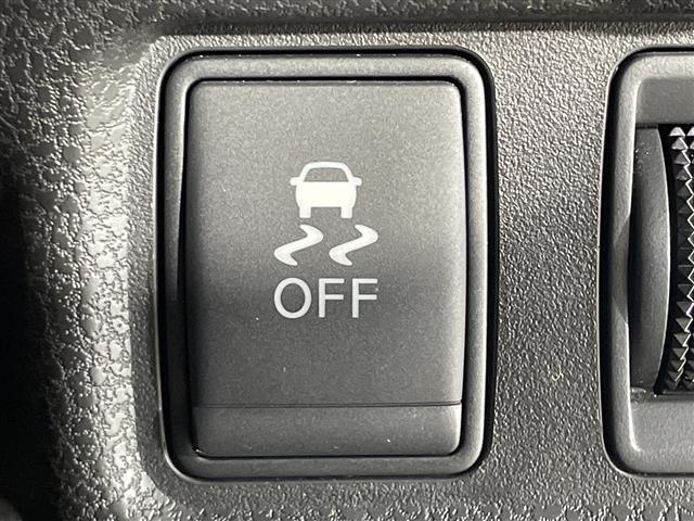 ノート Ｘ　純正ナビ　アラウンドビューＭ　フルセグ　クルーズコントロール　エマージェンシーブレーキ　車線逸脱警報　前後ドラレコ　ＬＥＤヘッドランプ　アイドリングストップ　前後ソナー　日産１５インチＡＷ　ＥＴＣ（16枚目）