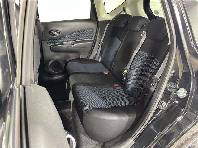 ノート Ｘ　純正ナビ　アラウンドビューＭ　フルセグ　クルーズコントロール　エマージェンシーブレーキ　車線逸脱警報　前後ドラレコ　ＬＥＤヘッドランプ　アイドリングストップ　前後ソナー　日産１５インチＡＷ　ＥＴＣ（25枚目）