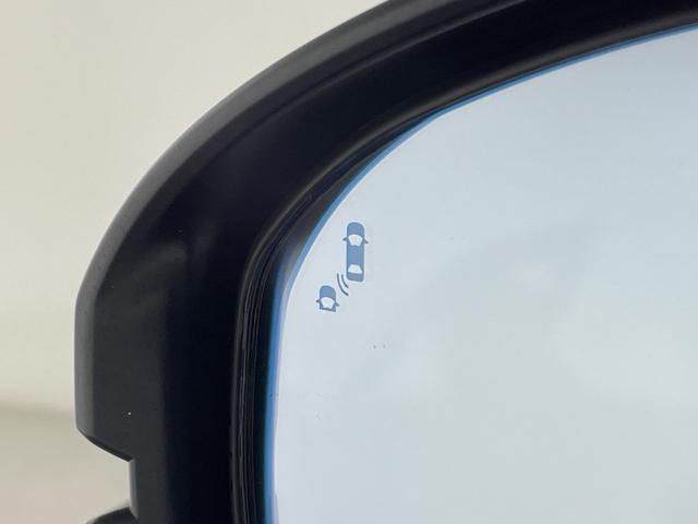 ヴェゼル ｅ：ＨＥＶ　Ｚ　ホンダコネクト９型ディスプレイ　ナビ　Ｂカメラ　ホンダセンシング　ＢＳＩ　ＡＣＬ　ＰＢＤ　ＬＥＤヘッドランプ　パドルシフト　ステアリングＨ　半革シート　前シートヒーター　前後ＵＳＢ　ワイヤレス充電（7枚目）