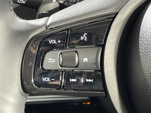 ヴェゼル ｅ：ＨＥＶ　Ｚ　ホンダコネクト９型ディスプレイ　ナビ　Ｂカメラ　ホンダセンシング　ＢＳＩ　ＡＣＬ　ＰＢＤ　ＬＥＤヘッドランプ　パドルシフト　ステアリングＨ　半革シート　前シートヒーター　前後ＵＳＢ　ワイヤレス充電（13枚目）