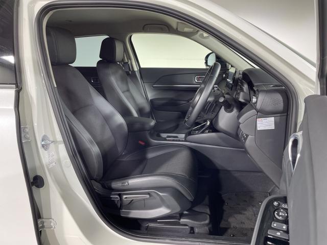 ヴェゼル ｅ：ＨＥＶ　Ｚ　ホンダコネクト９型ディスプレイ　ナビ　Ｂカメラ　ホンダセンシング　ＢＳＩ　ＡＣＬ　ＰＢＤ　ＬＥＤヘッドランプ　パドルシフト　ステアリングＨ　半革シート　前シートヒーター　前後ＵＳＢ　ワイヤレス充電（44枚目）