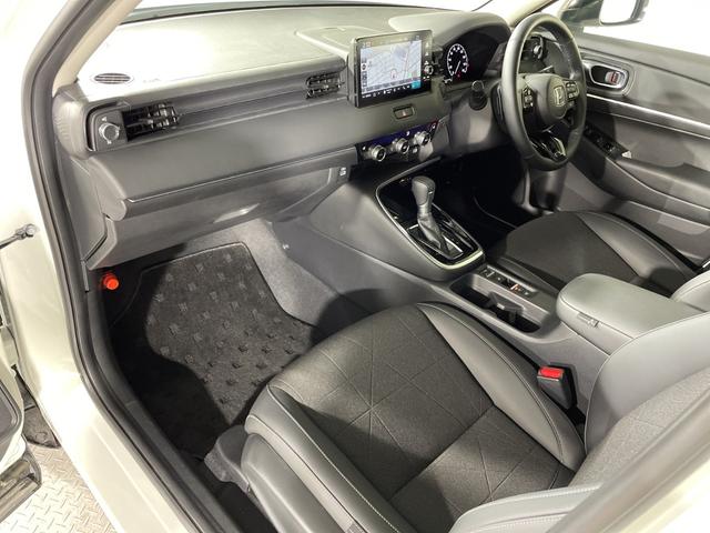 ヴェゼル ｅ：ＨＥＶ　Ｚ　ホンダコネクト９型ディスプレイ　ナビ　Ｂカメラ　ホンダセンシング　ＢＳＩ　ＡＣＬ　ＰＢＤ　ＬＥＤヘッドランプ　パドルシフト　ステアリングＨ　半革シート　前シートヒーター　前後ＵＳＢ　ワイヤレス充電（47枚目）