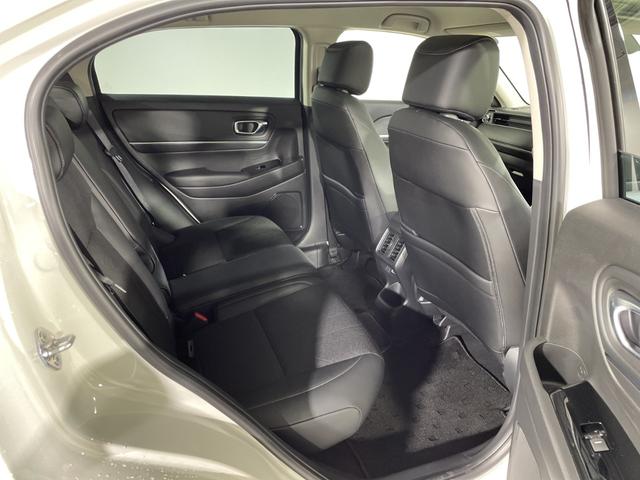 ヴェゼル ｅ：ＨＥＶ　Ｚ　ホンダコネクト９型ディスプレイ　ナビ　Ｂカメラ　ホンダセンシング　ＢＳＩ　ＡＣＬ　ＰＢＤ　ＬＥＤヘッドランプ　パドルシフト　ステアリングＨ　半革シート　前シートヒーター　前後ＵＳＢ　ワイヤレス充電（52枚目）