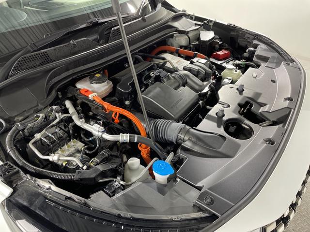 ヴェゼル ｅ：ＨＥＶ　Ｚ　ホンダコネクト９型ディスプレイ　ナビ　Ｂカメラ　ホンダセンシング　ＢＳＩ　ＡＣＬ　ＰＢＤ　ＬＥＤヘッドランプ　パドルシフト　ステアリングＨ　半革シート　前シートヒーター　前後ＵＳＢ　ワイヤレス充電（78枚目）