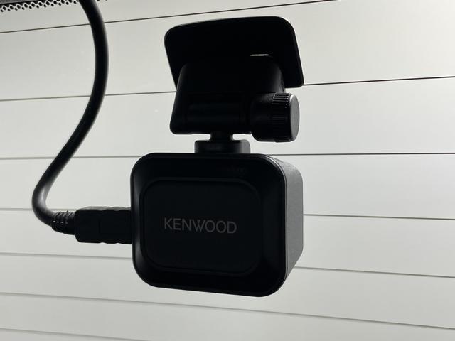 オデッセイ アブソルート・ＥＸホンダセンシング　ホンダセンシング　純正９型ナビ　全方位カメラ　両側電動スライドドア　ＥＣＯＮ　アイドリングストップ　ビルトインＥＴＣ２．０　前後ドライブレコーダー　ハーフレザーシート　パワーシート　シートヒーター（8枚目）