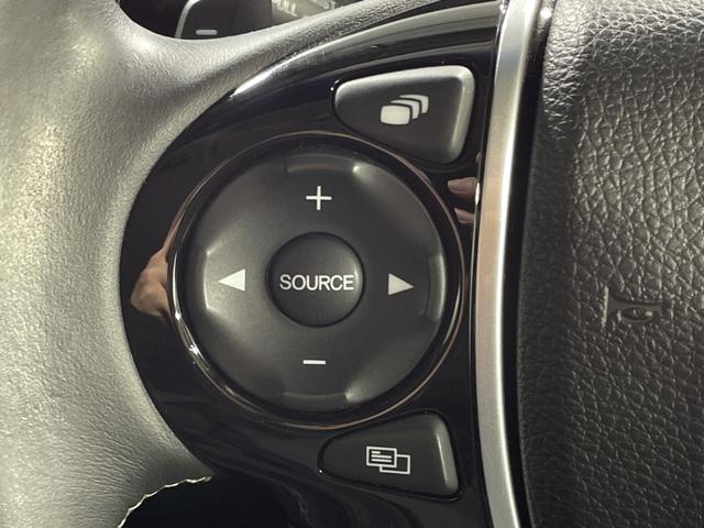 オデッセイ アブソルート・ＥＸホンダセンシング　ホンダセンシング　純正９型ナビ　全方位カメラ　両側電動スライドドア　ＥＣＯＮ　アイドリングストップ　ビルトインＥＴＣ２．０　前後ドライブレコーダー　ハーフレザーシート　パワーシート　シートヒーター（13枚目）