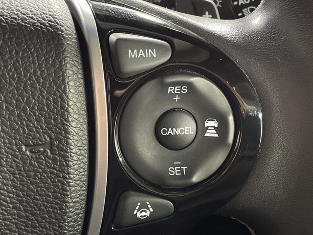 オデッセイ アブソルート・ＥＸホンダセンシング　ホンダセンシング　純正９型ナビ　全方位カメラ　両側電動スライドドア　ＥＣＯＮ　アイドリングストップ　ビルトインＥＴＣ２．０　前後ドライブレコーダー　ハーフレザーシート　パワーシート　シートヒーター（14枚目）