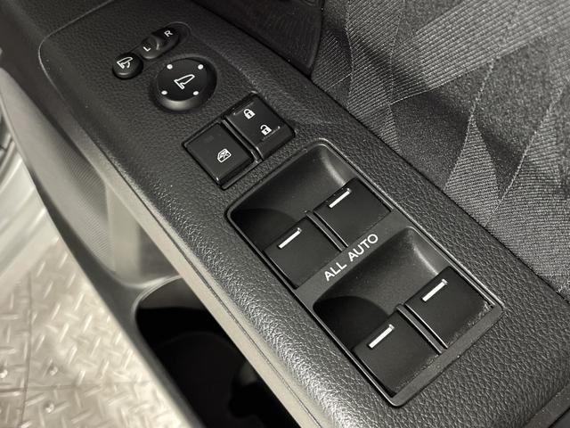 オデッセイ アブソルート・ＥＸホンダセンシング　ホンダセンシング　純正９型ナビ　全方位カメラ　両側電動スライドドア　ＥＣＯＮ　アイドリングストップ　ビルトインＥＴＣ２．０　前後ドライブレコーダー　ハーフレザーシート　パワーシート　シートヒーター（42枚目）