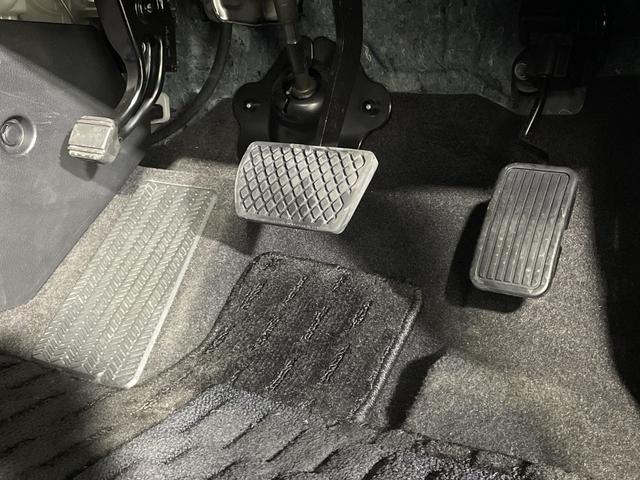 オデッセイ アブソルート・ＥＸホンダセンシング　ホンダセンシング　純正９型ナビ　全方位カメラ　両側電動スライドドア　ＥＣＯＮ　アイドリングストップ　ビルトインＥＴＣ２．０　前後ドライブレコーダー　ハーフレザーシート　パワーシート　シートヒーター（46枚目）