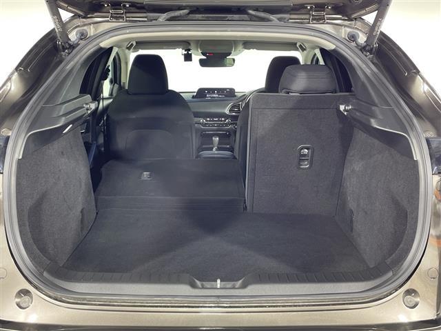 ＣＸ－３０ ２０Ｓ　プロアクティブ　ツーリングセレクション　マツダ８．８型コネクト　３６０度セーフティＰ　ｉ－ＡＣＴＩＶＳＥＮＳＥ　ＨＵＤ　ＰＢＤ　ソナー　ＳＢＳ　ＡＴ誤発進抑制　ＭＲＣＣ　ＤＭＳ　ＬＤＷ　ＢＳＭ　ＡＬＨ　ＣＴＳ　ステアリング／シートヒーター（28枚目）