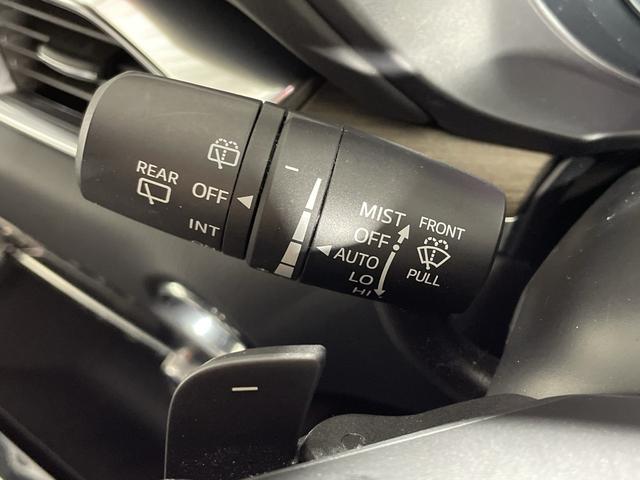 ＣＸ－５ ＸＤ　エクスクルーシブモード　マツダコネクト　３６０度ビュー　ＢＯＳＥ　ＨＵＤ　ＰＢＤ　ｉ－ＡＣＴＩＶＳＥＮＳＥ　ＳＣＢＳ　ＳＢＳ　ＭＲＣＣ　ＢＳＭ　前席パワシート／ベンチレーション　前席後席シートヒーター　ステアリングヒーター（12枚目）