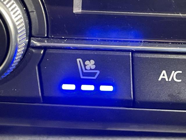 ＣＸ－５ ＸＤ　エクスクルーシブモード　マツダコネクト　３６０度ビュー　ＢＯＳＥ　ＨＵＤ　ＰＢＤ　ｉ－ＡＣＴＩＶＳＥＮＳＥ　ＳＣＢＳ　ＳＢＳ　ＭＲＣＣ　ＢＳＭ　前席パワシート／ベンチレーション　前席後席シートヒーター　ステアリングヒーター（31枚目）