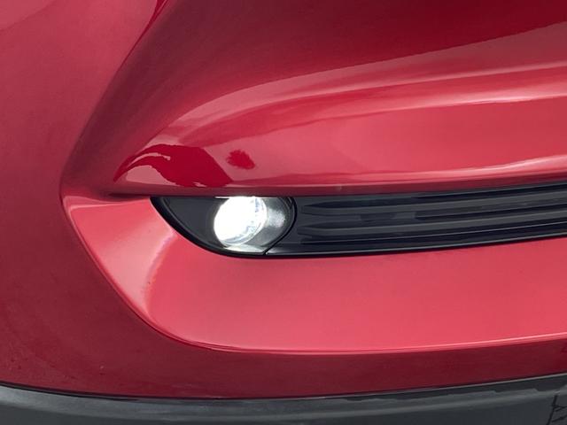 ＣＸ－５ ＸＤ　エクスクルーシブモード　マツダコネクト　３６０度ビュー　ＢＯＳＥ　ＨＵＤ　ＰＢＤ　ｉ－ＡＣＴＩＶＳＥＮＳＥ　ＳＣＢＳ　ＳＢＳ　ＭＲＣＣ　ＢＳＭ　前席パワシート／ベンチレーション　前席後席シートヒーター　ステアリングヒーター（69枚目）