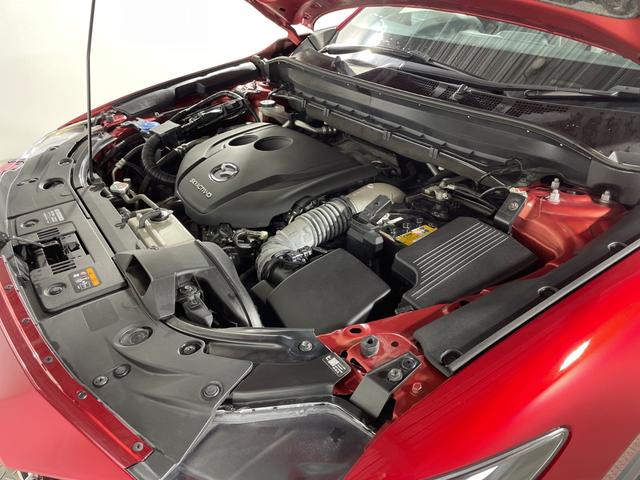 ＣＸ－５ ＸＤ　エクスクルーシブモード　マツダコネクト　３６０度ビュー　ＢＯＳＥ　ＨＵＤ　ＰＢＤ　ｉ－ＡＣＴＩＶＳＥＮＳＥ　ＳＣＢＳ　ＳＢＳ　ＭＲＣＣ　ＢＳＭ　前席パワシート／ベンチレーション　前席後席シートヒーター　ステアリングヒーター（75枚目）